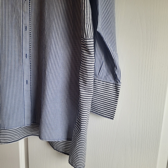 Free People Striped Button down shirt 2 toned blue white size L Coastal - Picture 5 of 12